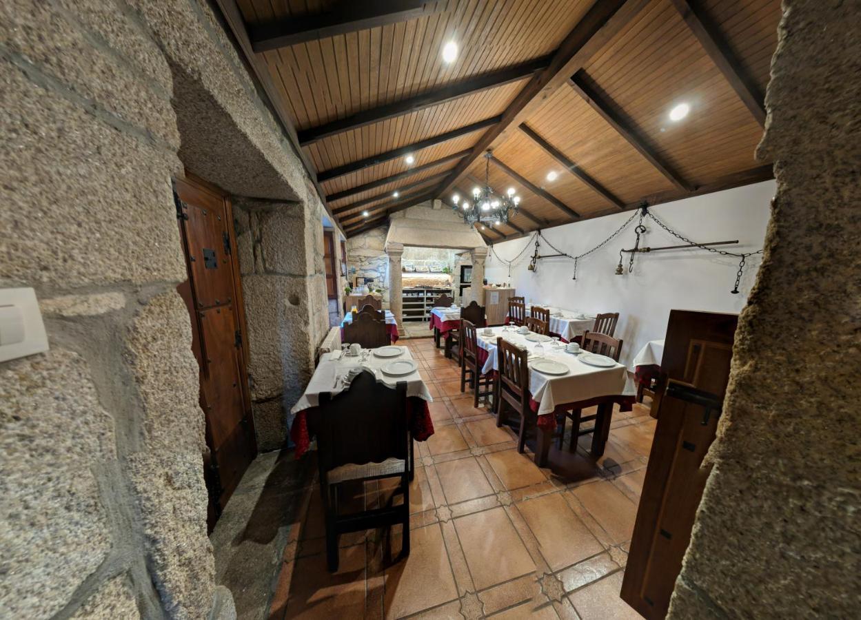 Hotel A Torre Do Xudeu Туй Екстериор снимка